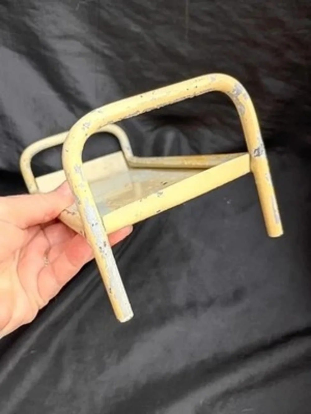 N/A available antique